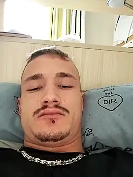 frankthefuck69 online show from November 15, 10:12 am