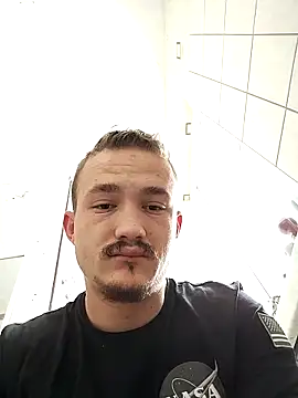 frankthefuck69 online show from February 1, 12:37 pm