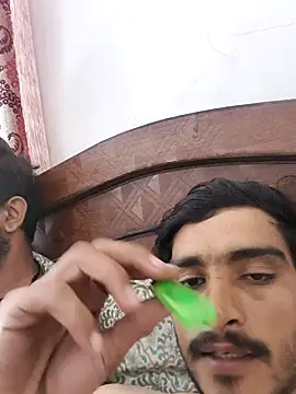 Snapshot of MAGNETICDADDY8 chatting on November 24, 7:13 pm MAGNETICDADDY8 online show from November 24, 7:13 pm