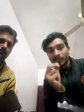 Snapshot of MAGNETICDADDY8 chatting on November 25, 1:00 pm MAGNETICDADDY8 online show from November 25, 1:00 pm