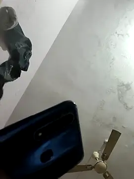 Snapshot of MAGNETICDADDY8 chatting on November 26, 1:06 am MAGNETICDADDY8 online show from November 26, 1:06 am