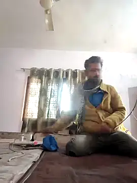 Snapshot of MAGNETICDADDY8 chatting on November 29, 11:13 am MAGNETICDADDY8 online show from November 29, 11:13 am