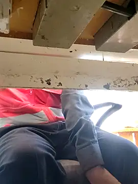 Snapshot of securityhot chatting on February 19, 4:11 pm securityhot online show from February 19, 4:11 pm