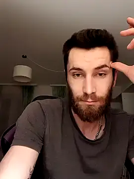 Snapshot of MisterHaze chatting on February 11, 8:52 pm MisterHaze online show from February 11, 8:52 pm