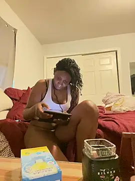 Yoshibaby2670 online show from February 18, 10:36 pm