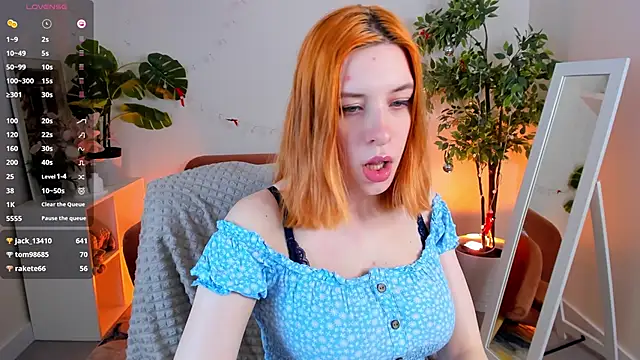 Snapshot of Mikka_Blush chatting on January 28, 3:57 am Mikka Blush online show from January 28, 3:57 am