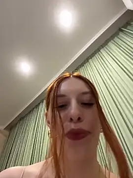 Snapshot of Mikka_Blush chatting on June 10, 8:52 pm Mikka Blush online show from June 10, 8:52 pm