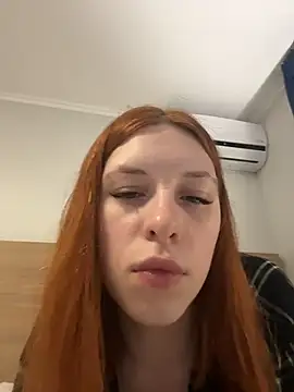Snapshot of Mikka_Blush chatting on June 15, 9:39 pm Mikka Blush online show from June 15, 9:39 pm
