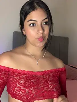 Snapshot of Julii- chatting on January 23, 3:11 pm Julii- online show from January 23, 3:11 pm