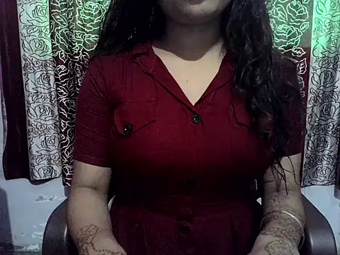 Snapshot of SIYA_MAVI chatting on October 26, 3:45 am SIYA MAVI online show from October 26, 3:45 am