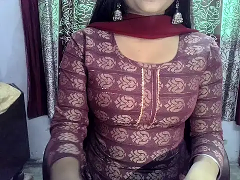 Snapshot of SIYA_MAVI chatting on December 2, 4:07 am SIYA MAVI online show from December 2, 4:07 am