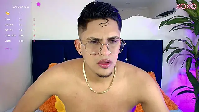 twinkmilk  online show from January 20, 12:07 pm