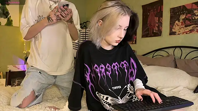 VeryRare TwinS online show from September 26, 4:33 pm