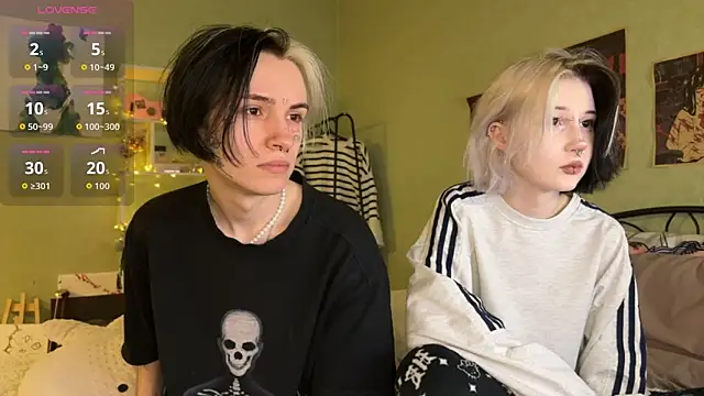 VeryRare TwinS online show from October 11, 9:57 pm