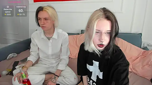 VeryRare TwinS online show from May 1, 4:39 am