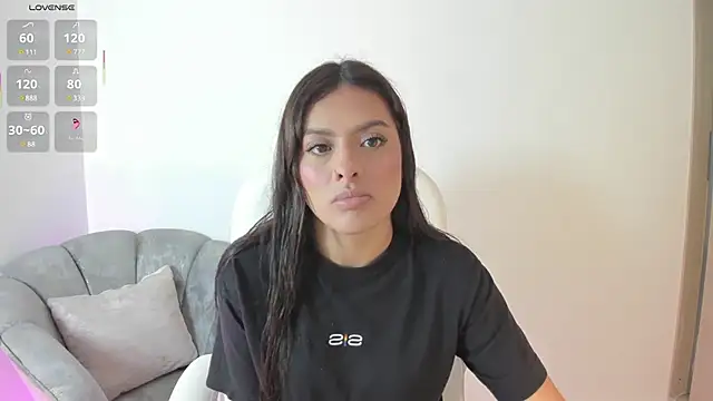 NiiaEvanss online show from February 17, 1:21 pm