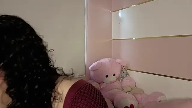 Charlotte  Miller online show from November 11, 11:54 am