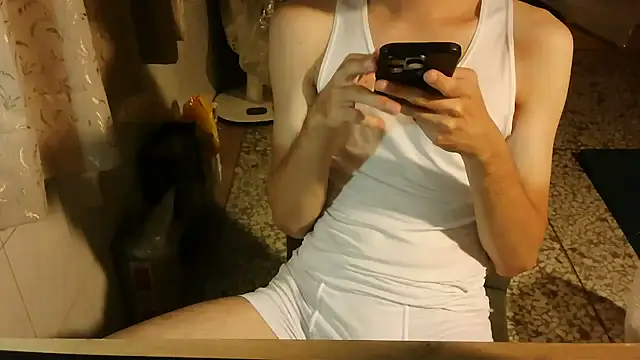 KYU890428 online show from October 20, 6:52 pm