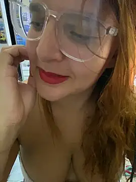 AliceRuivinha2 online show from January 24, 9:26 pm