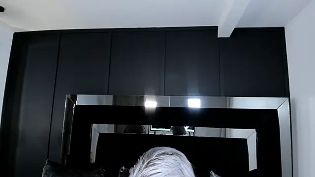 jinxv nuss online show from November 18, 11:25 am