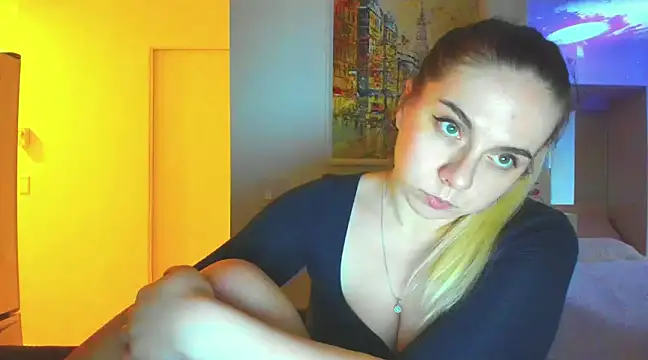 HappyIva online show from January 3, 11:12 pm