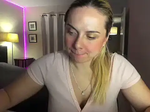 HappyIva online show from September 20, 6:47 am