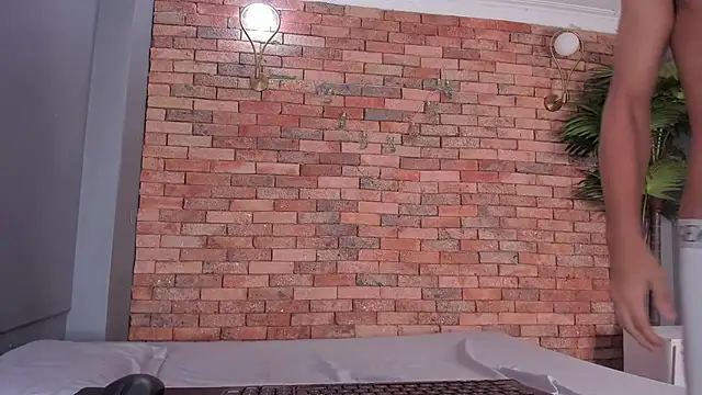 adam piarse01 online show from December 19, 1:56 am