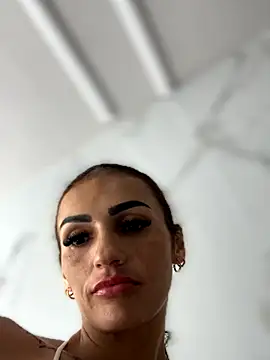 Snapshot of Samantha_bigboobs chatting on October 24, 5:31 pm Samantha bigboobs online show from October 24, 5:31 pm