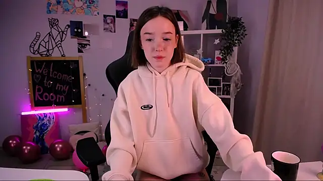 MiniSofy online show from February 15, 1:16 pm