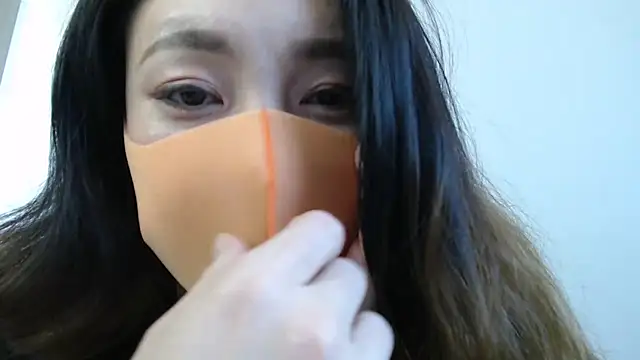 Snapshot of Mary-JP chatting on January 14, 4:04 am Mary-JP online show from January 14, 4:04 am