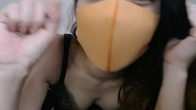 Snapshot of Mary-JP chatting on January 24, 9:39 am Mary-JP online show from January 24, 9:39 am