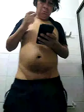 Snapshot of escorpio50jt chatting on February 16, 10:10 am escorpio50jt online show from February 16, 10:10 am