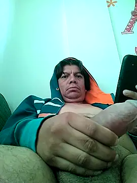 Snapshot of escorpio50jt chatting on March 16, 12:11 pm escorpio50jt online show from March 16, 12:11 pm