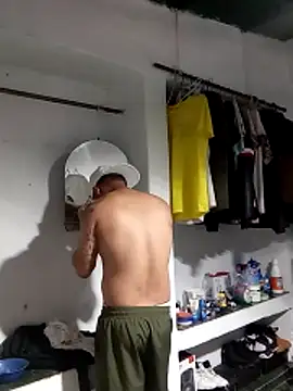 loisadria online show from November 11, 5:57 pm