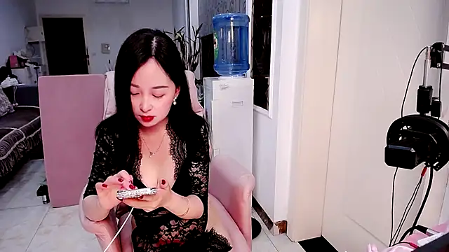 SSSniang- online show from March 19, 12:01 pm