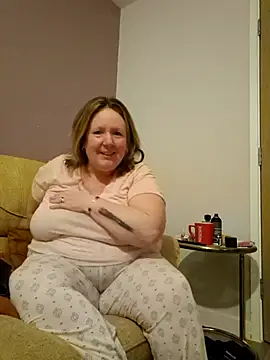 curvy girl71 online show from January 6, 6:41 pm