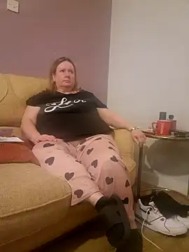 curvy girl71 online show from January 15, 6:40 pm