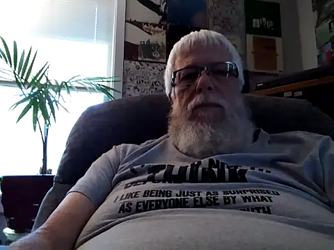 Snapshot of Futura_intx chatting on October 12, 5:45 pm Futura intx online show from October 12, 5:45 pm