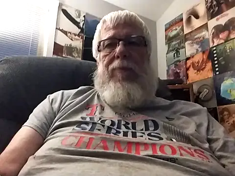 Snapshot of Futura_intx chatting on October 24, 11:56 pm Futura intx online show from October 24, 11:56 pm