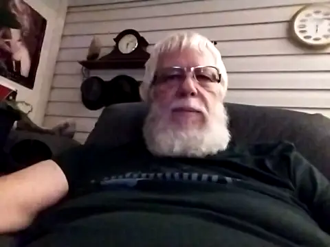 Snapshot of Futura_intx chatting on November 7, 12:10 am Futura intx online show from November 7, 12:10 am