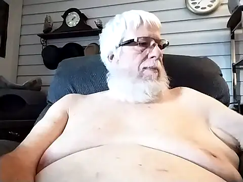 Snapshot of Futura_intx chatting on November 17, 12:27 am Futura intx online show from November 17, 12:27 am