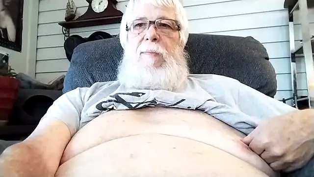 Snapshot of Futura_intx chatting on December 2, 7:31 pm Futura intx online show from December 2, 7:31 pm