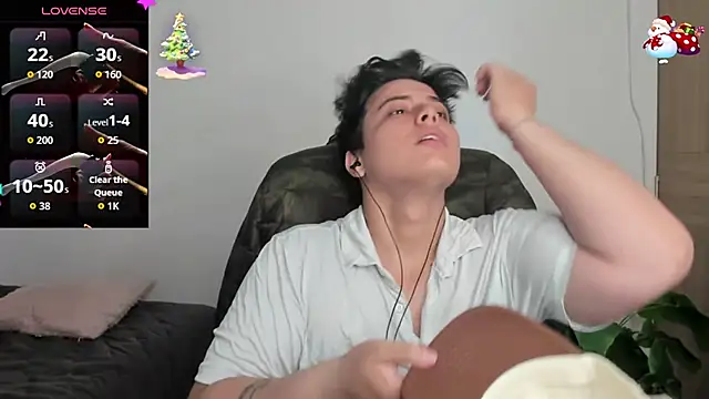 Snapshot of Thom_Ohtani chatting on November 16, 5:29 pm Thom Ohtani online show from November 16, 5:29 pm