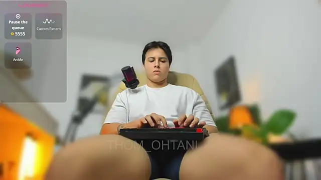 Thom Ohtani online show from April 11, 1:10 am