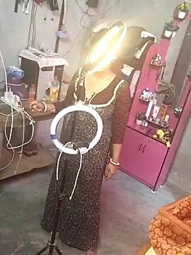 nikitacute23 online show from February 17, 4:42 am