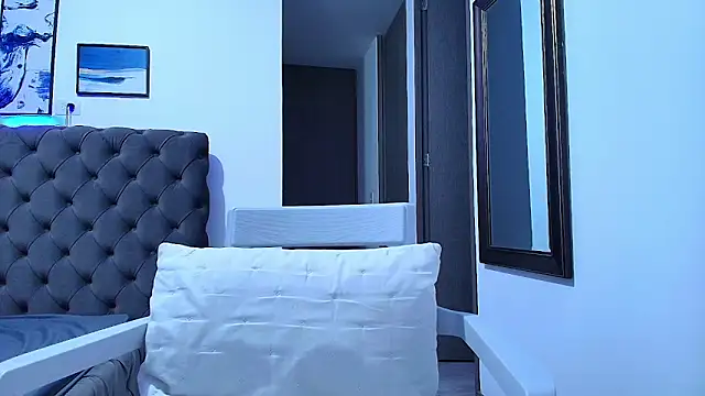 stellaallen24 online show from January 28, 2:21 am