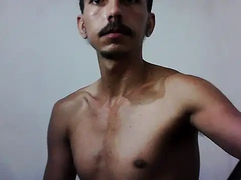 MagrinhoSaradoo online show from November 27, 12:13 am