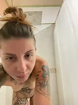 Izy cute  online show from March 7, 2:08 am