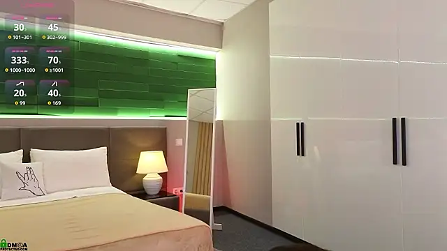 Rina Red online show from February 4, 1:44 am