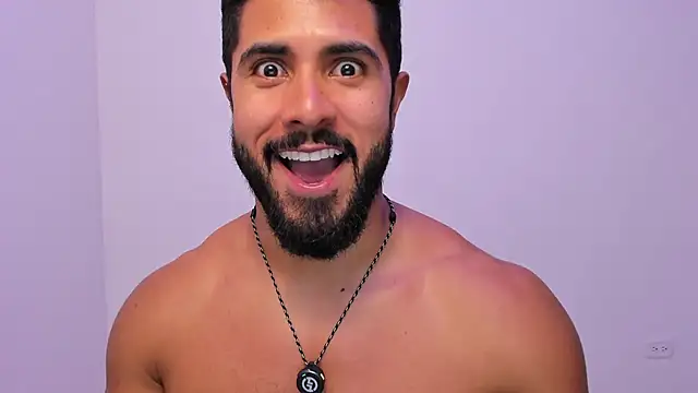 Santiago huntt online show from April 23, 12:01 am